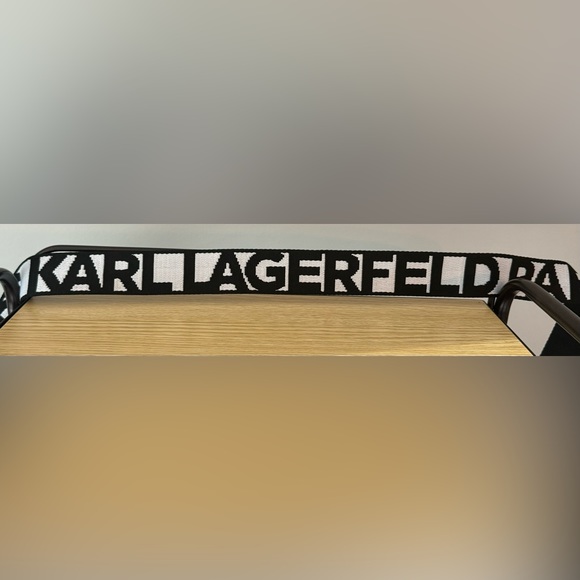 Shiney Karl Lagerfeld Paris love Karl heart cross body - Picture 6 of 6